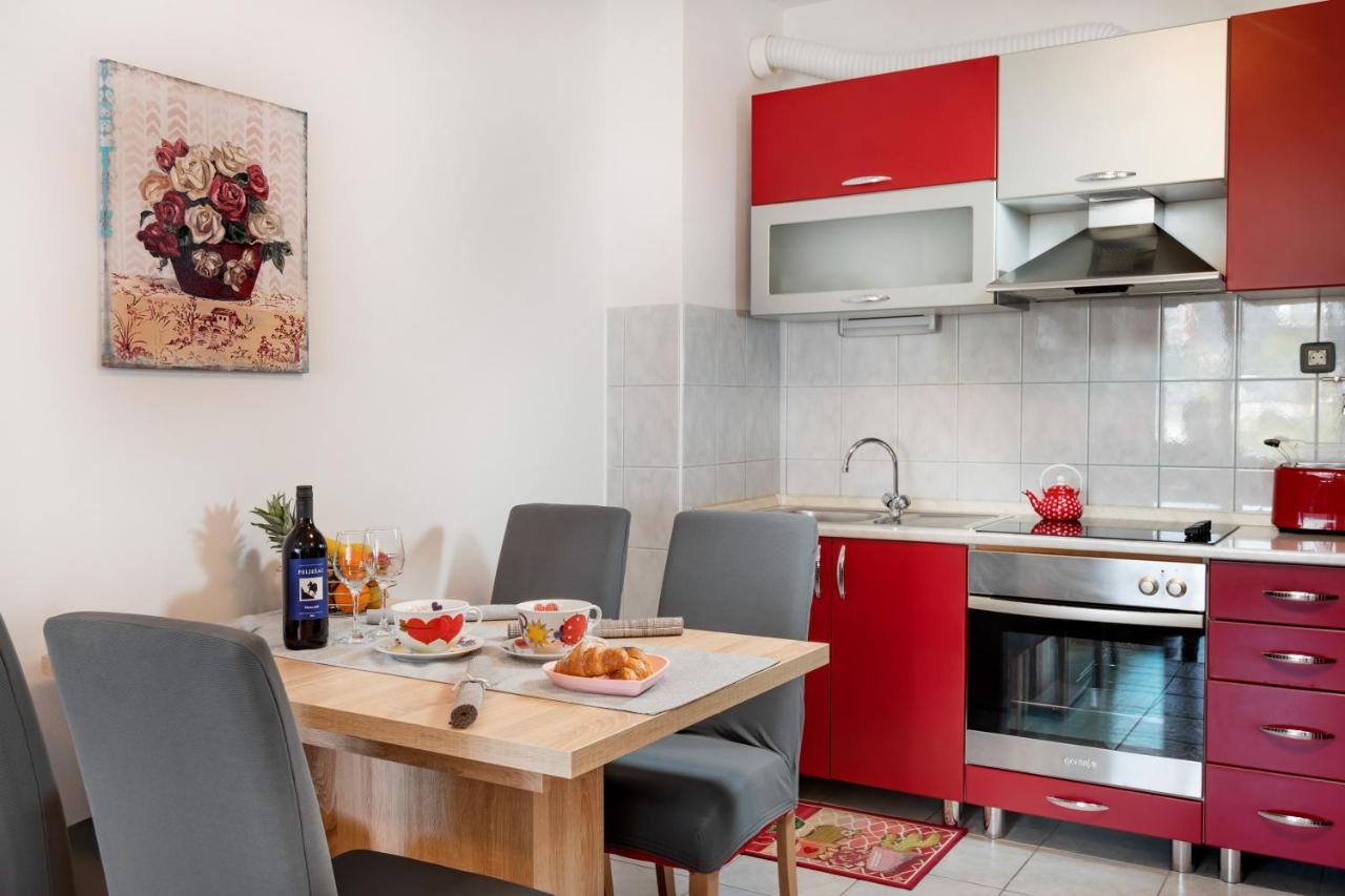 Beach Apartment Simphony Split Bagian luar foto