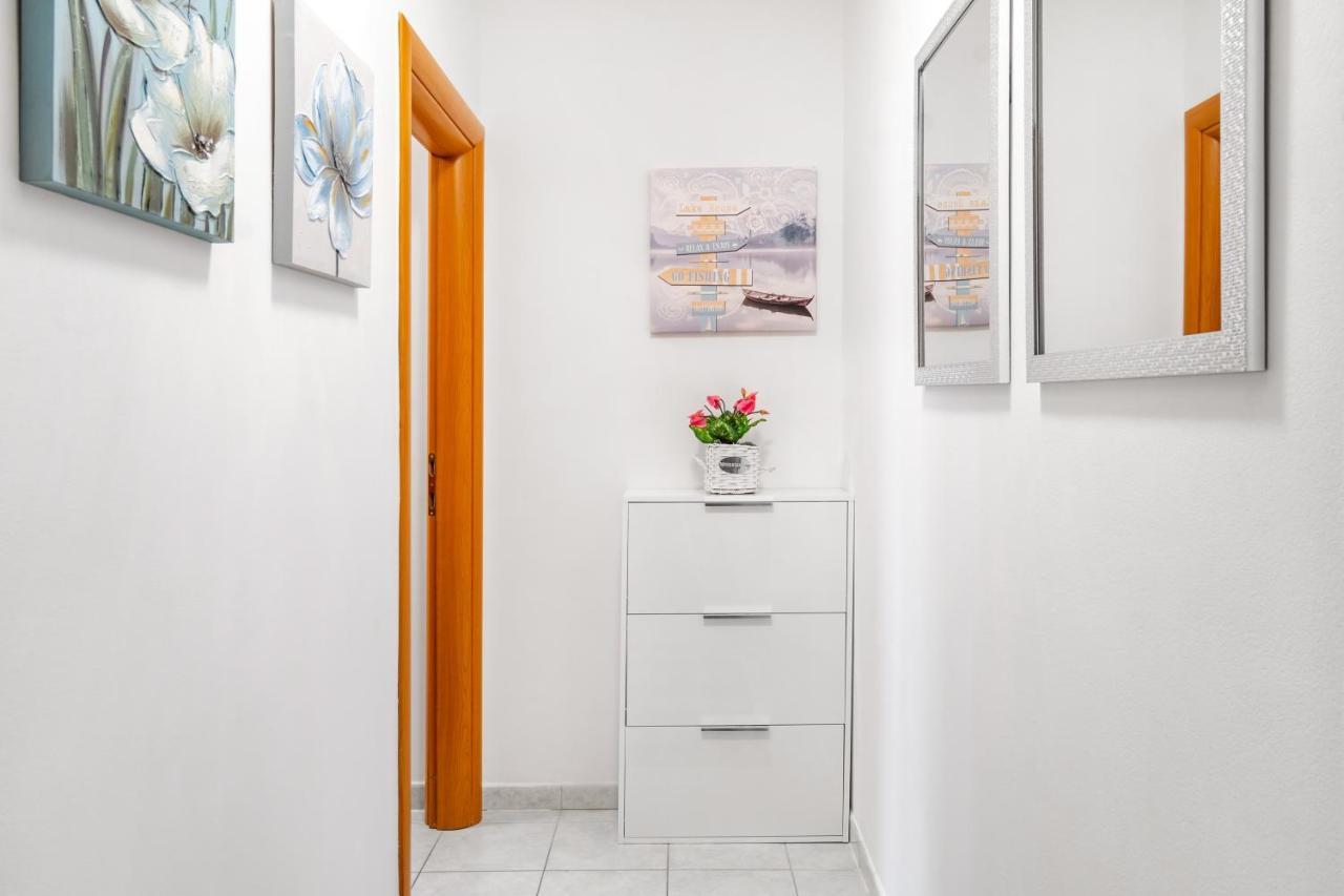 Beach Apartment Simphony Split Bagian luar foto