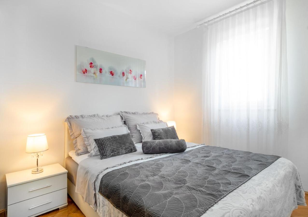 Beach Apartment Simphony Split Bagian luar foto